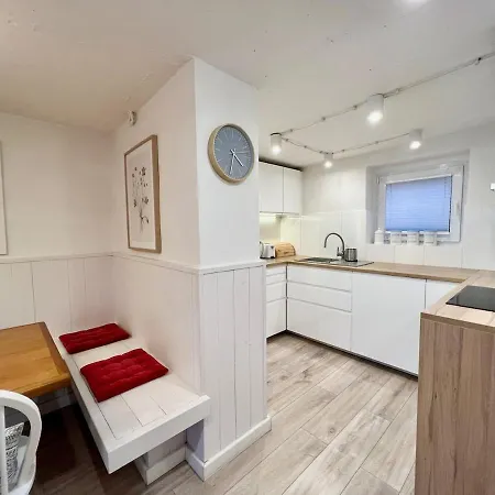 House On Poscienny بيت للعطل *